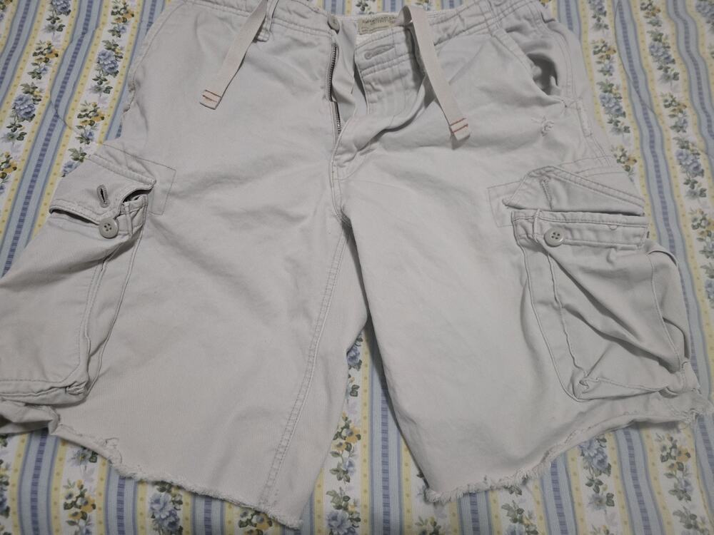 American Eagle Outfitters Cargo Shorts Mens 31 Distressed Cutoff